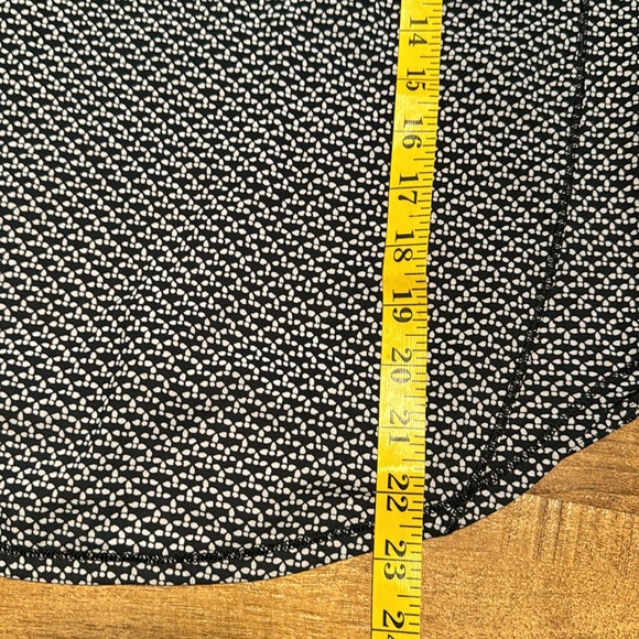 Lululemon Sculpt Tank Top II Monochromic Mesh Detail - Picture 6 of 7
